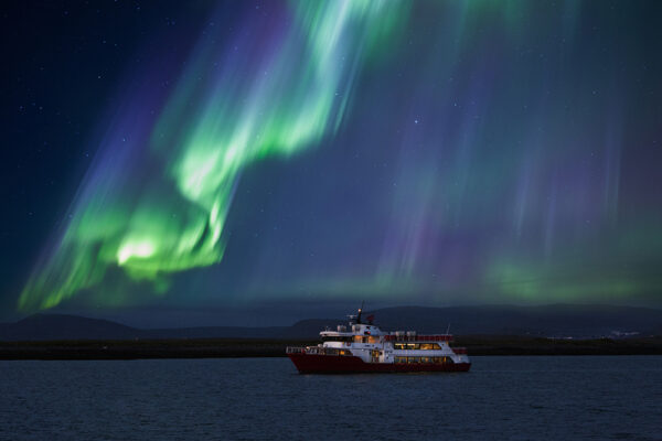 northern lights boat Atlantik Iceland Bespoke luxury travel FIT DMC PCO
